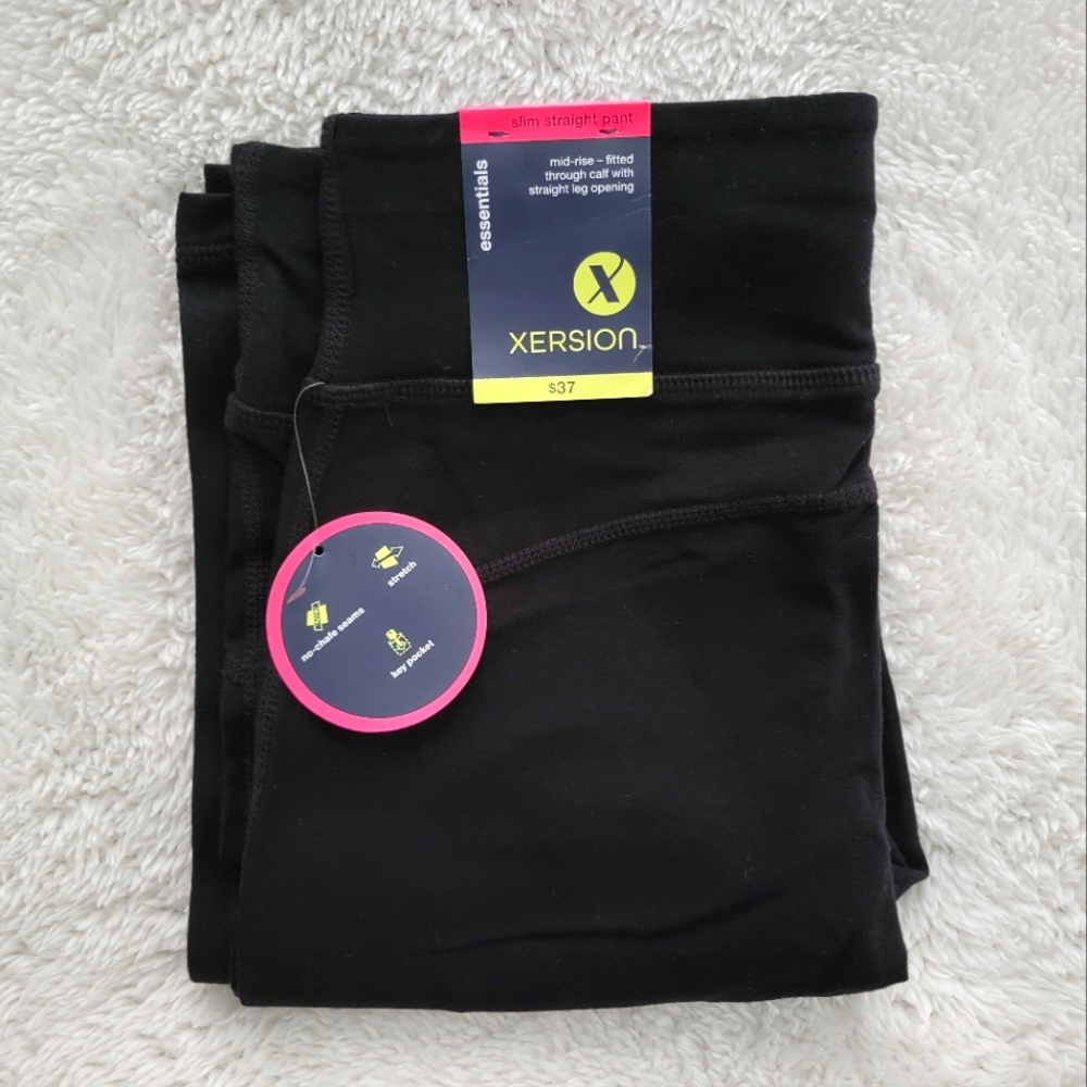 NWT Xersion slim straight pant